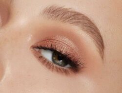 Light Pink Eye Makeup Tutorial To Make More Stunning