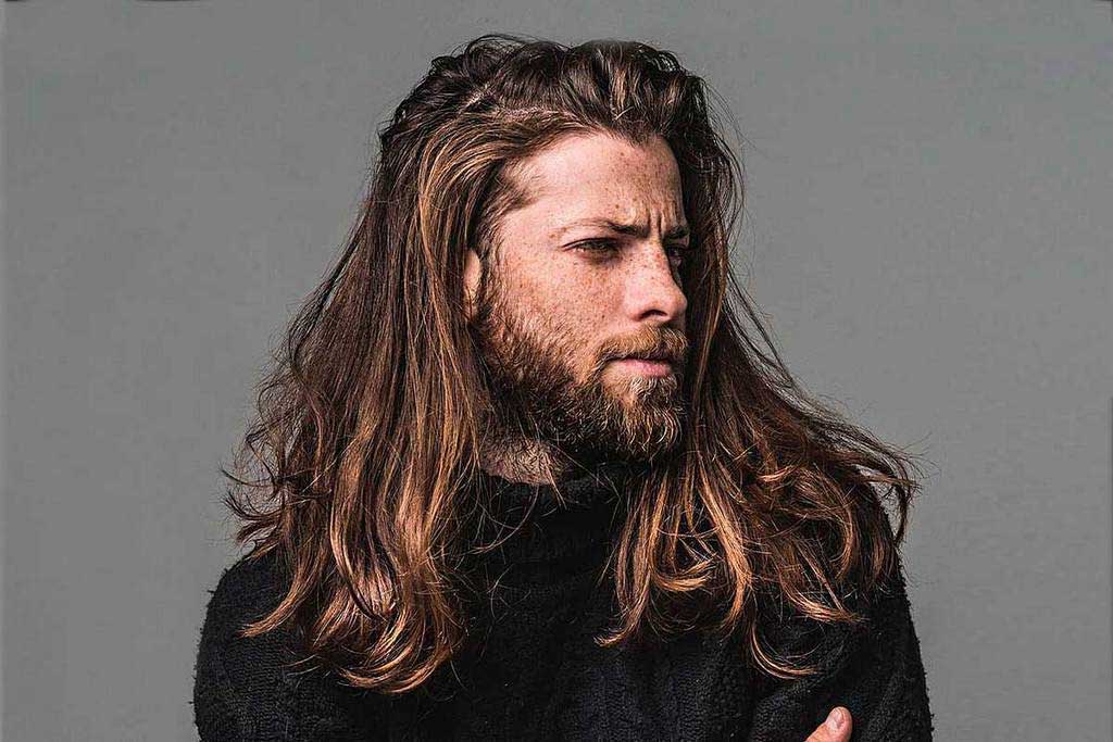 4 Easy Guides to Maintaining Healthy Long Hair for Men